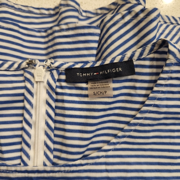 🍉 Tommy Hilfiger Blue White Stripe Shirt Size Small - Picture 3 of 3